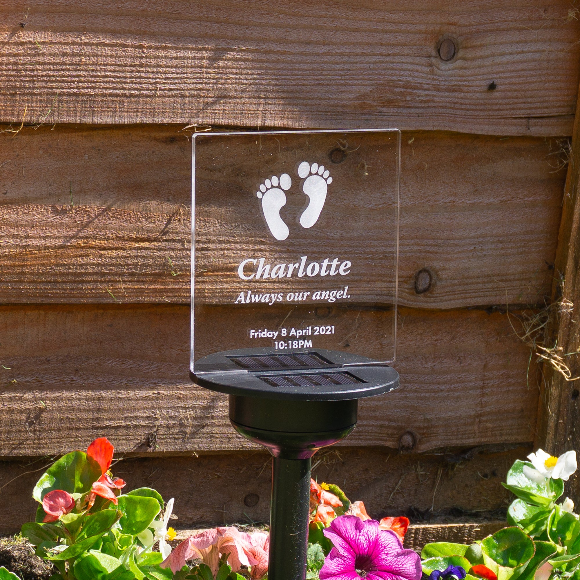 Child bereavement sympathy gift. Personalised light up LED solar powered cemetery graveside marker. Custom name remembrance plaque