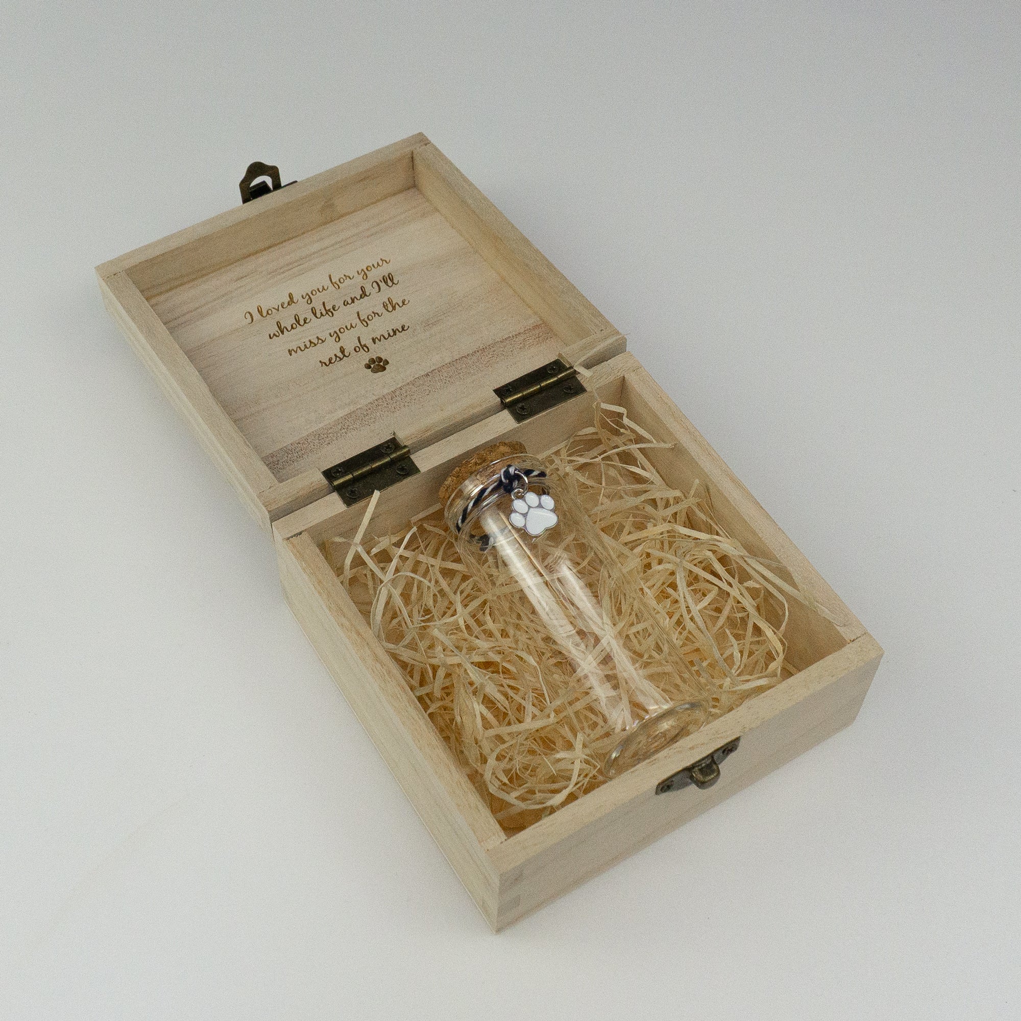 Personalised dog memorial box. Pet dog loss gift. Custom engraved memory box with fur keepsake bottle.