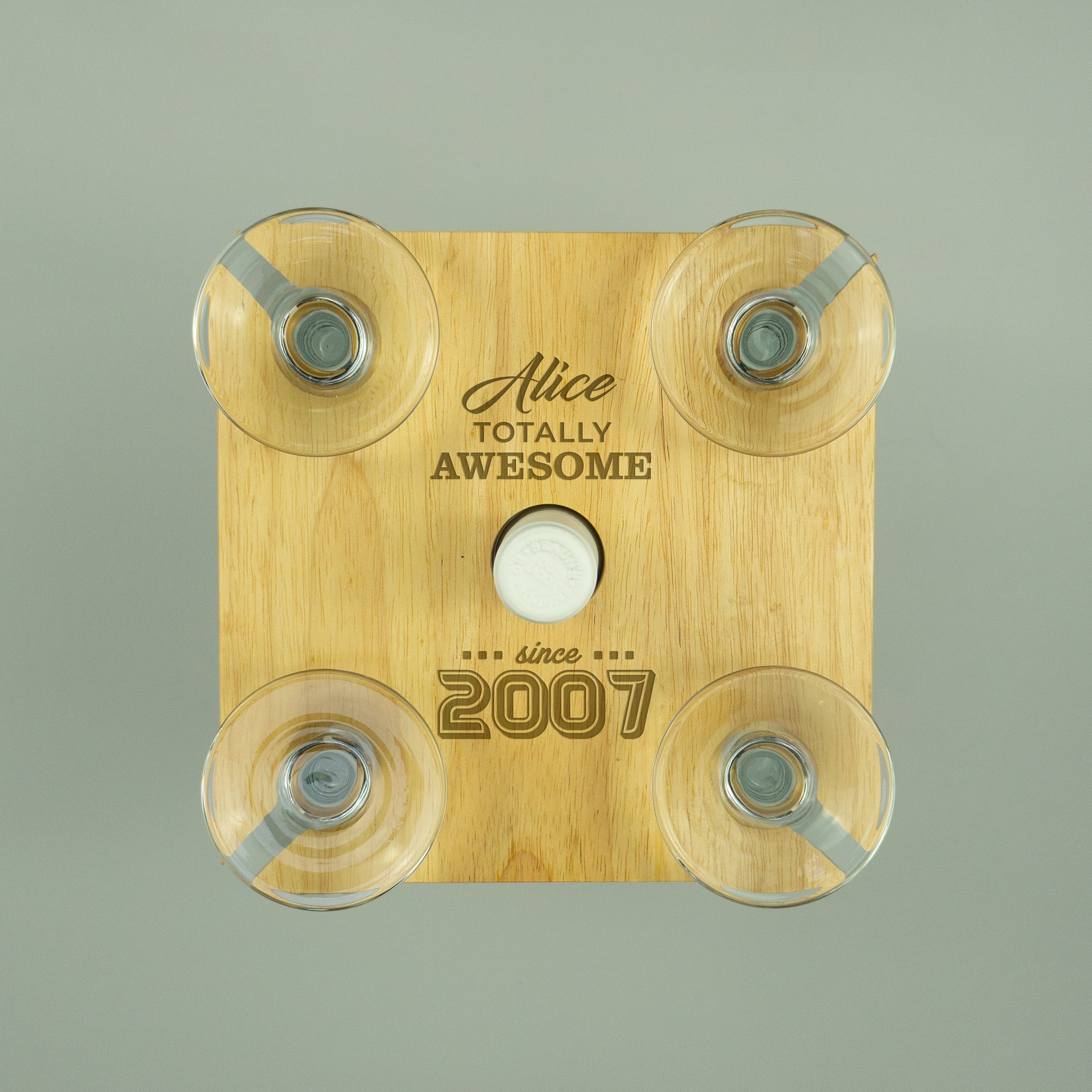 Personalised 18th Birthday present custom engraved quad wine glasses bottle tray holder