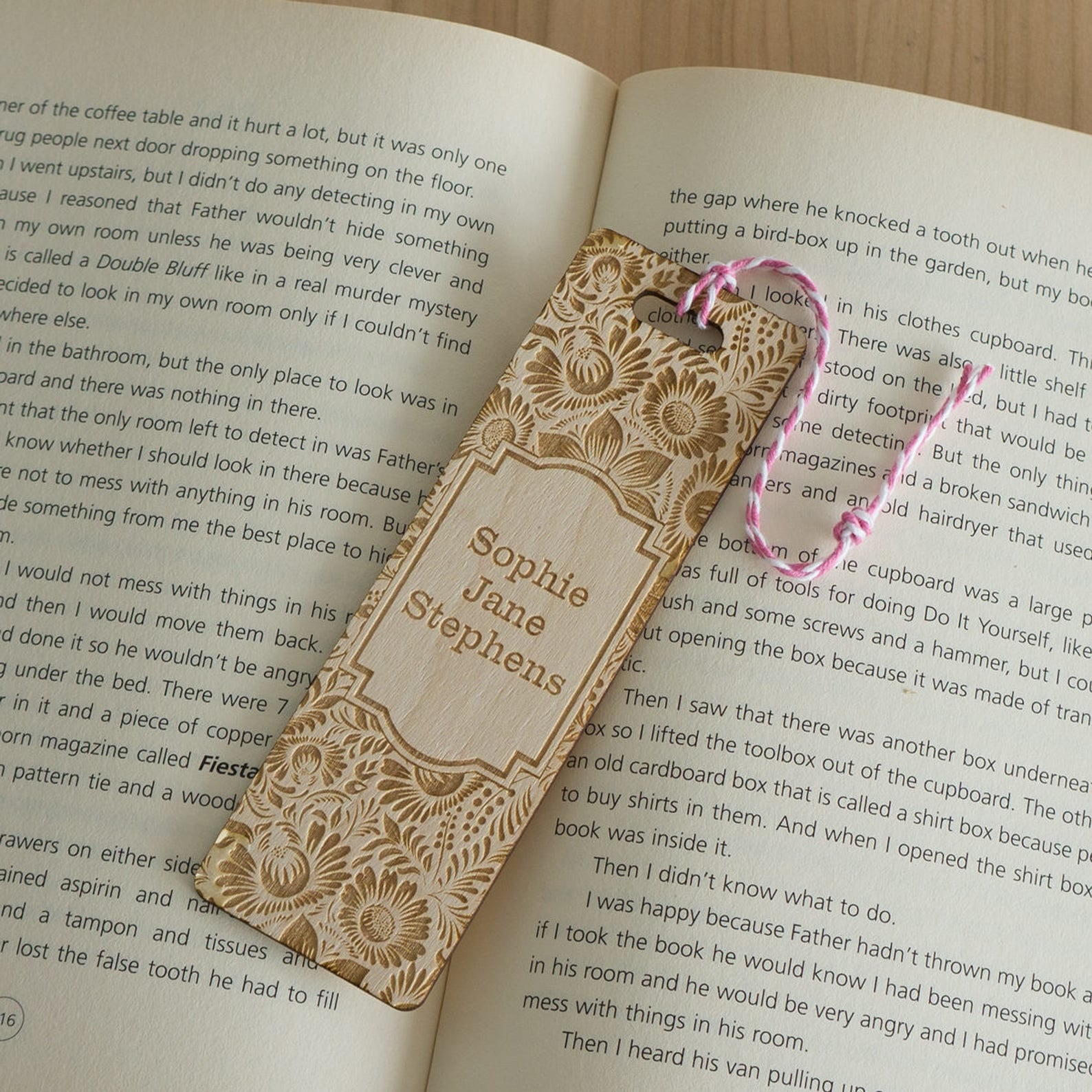 Floral pattern bookmark