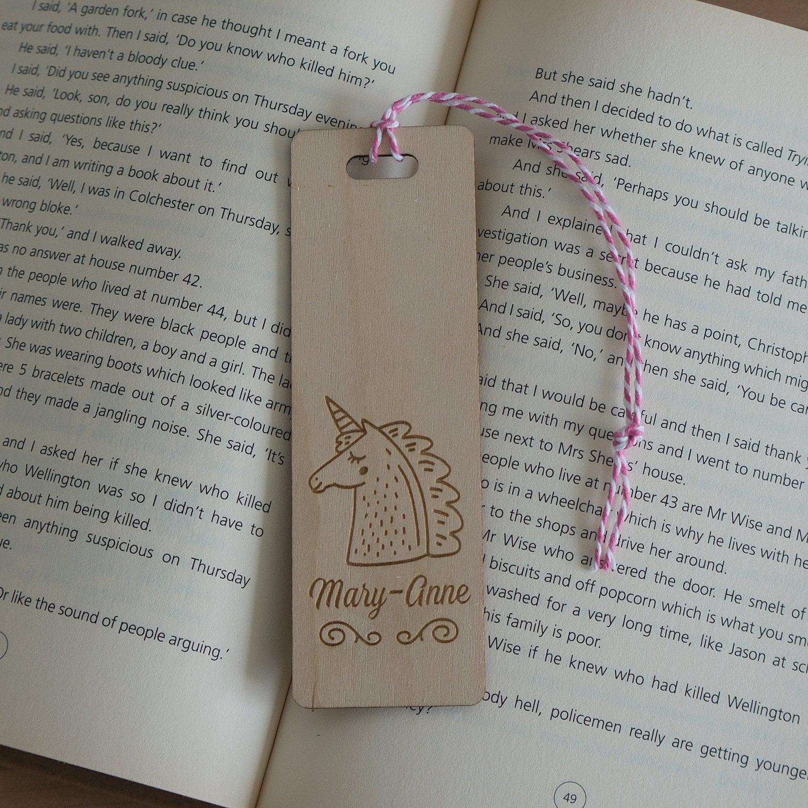 Personalised wooden bookmark for children Belvedere Collections