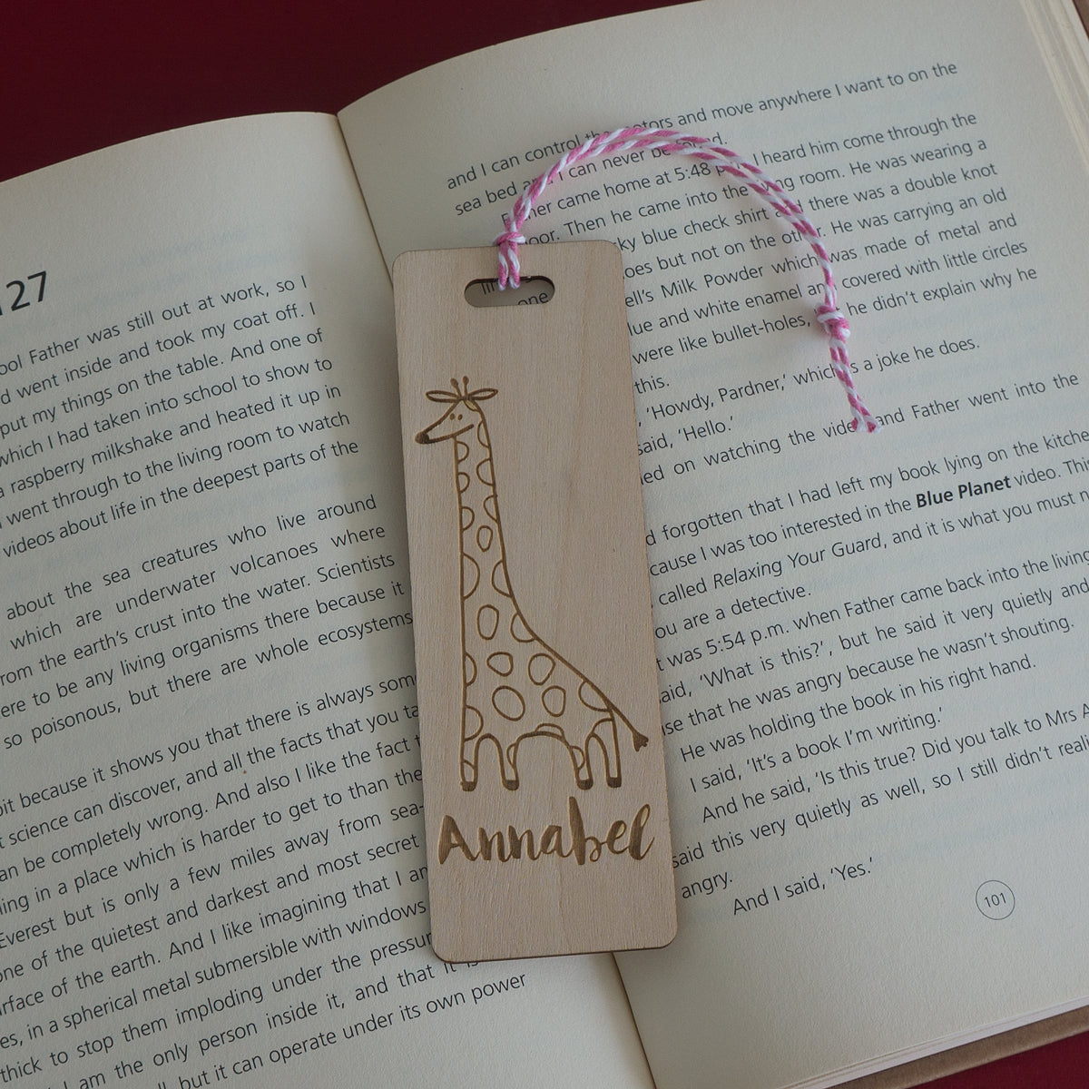 Giraffe bookmark