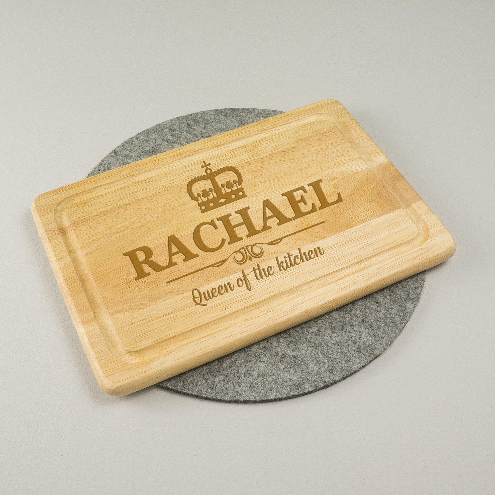 Queen of the kitchen chopping board