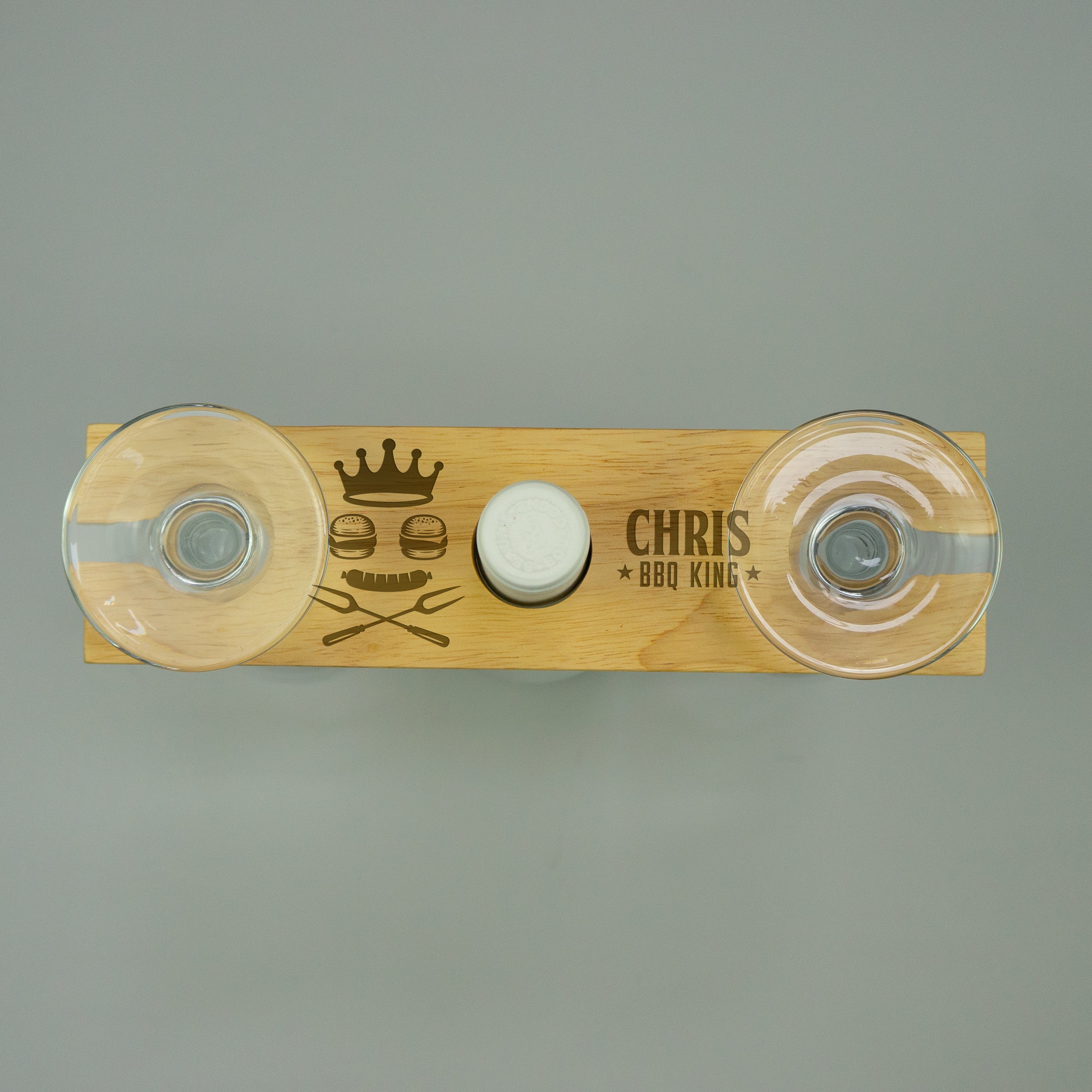 Personalised twin wine glass holder. BBQ wine bottle and glassware serving tray
