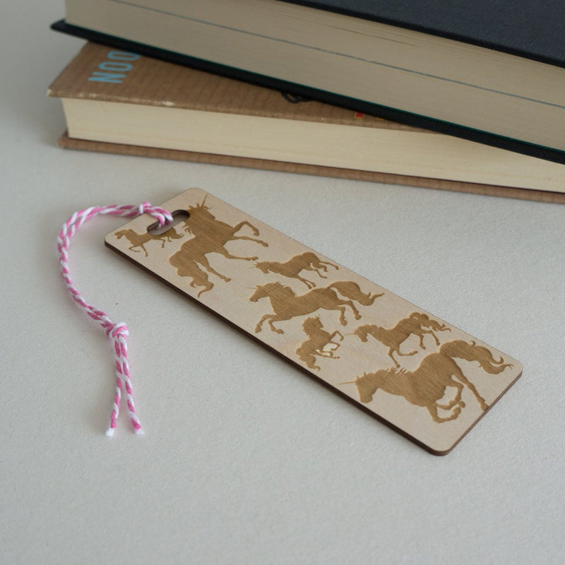 We create custom bookmarks for all the family Belvedere Collections