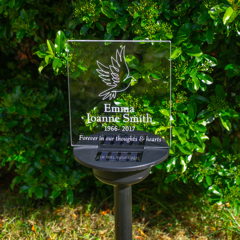 Thinking of you memorial present. Personalised in loving memory light up LED garden name plaque sign. Sympathy bereavement gift