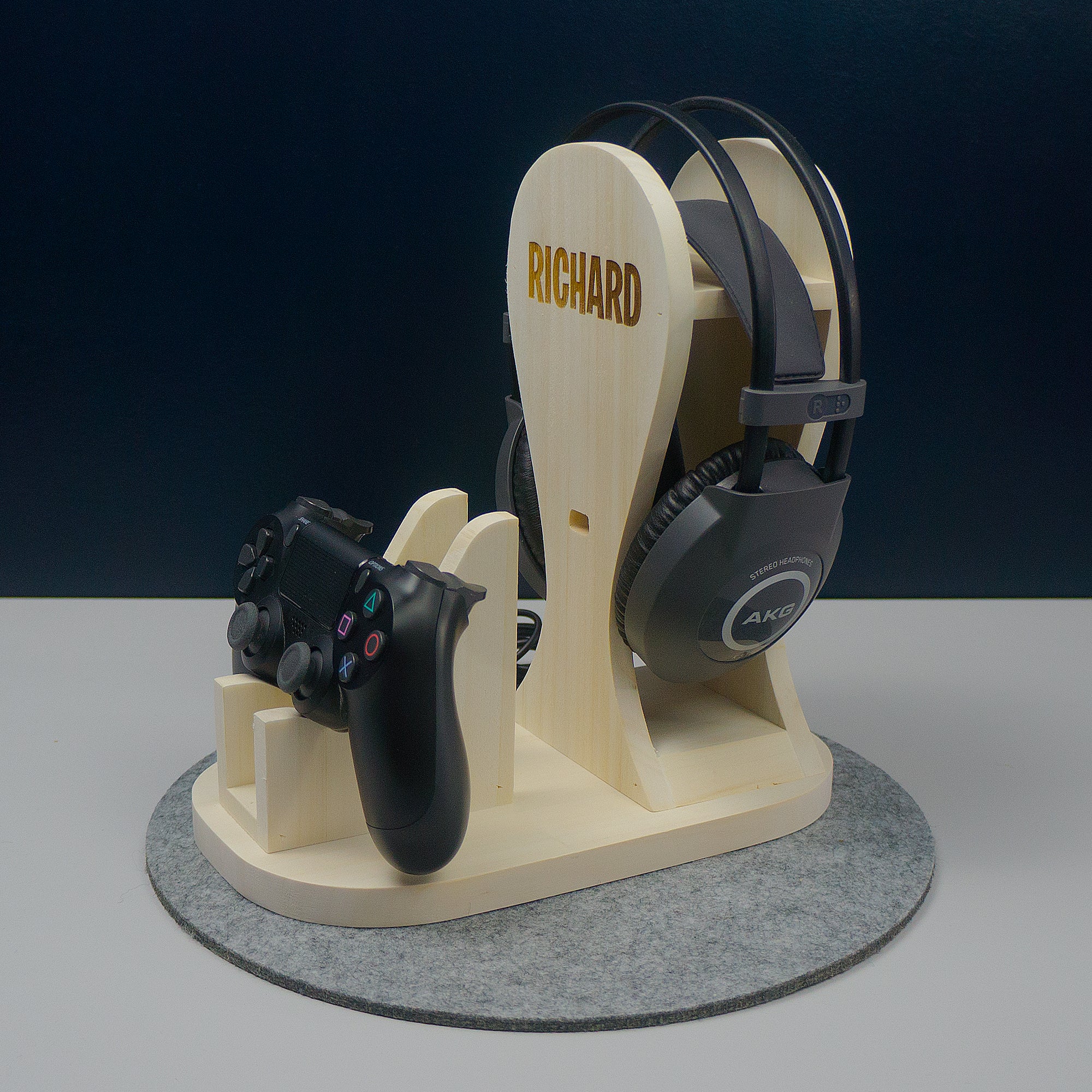 Gaming headphone and controller stand